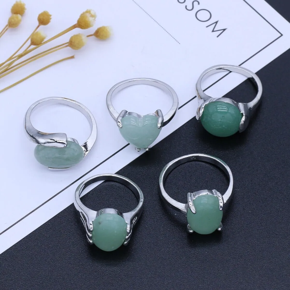 10 Pcs Natural Stone Green Aventurine Stone Random Size Ring