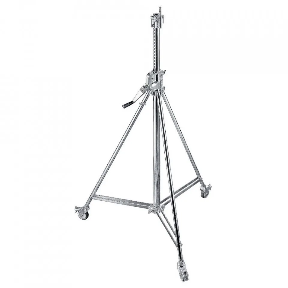 Avenger B6026CS 8.5' Wind Up Stand with Braked Wheels - Chrome