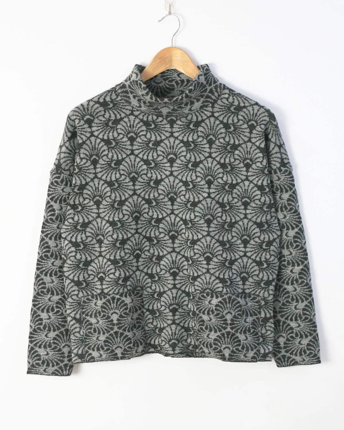 Nautilus Jacquard Patch Pocket Pullover