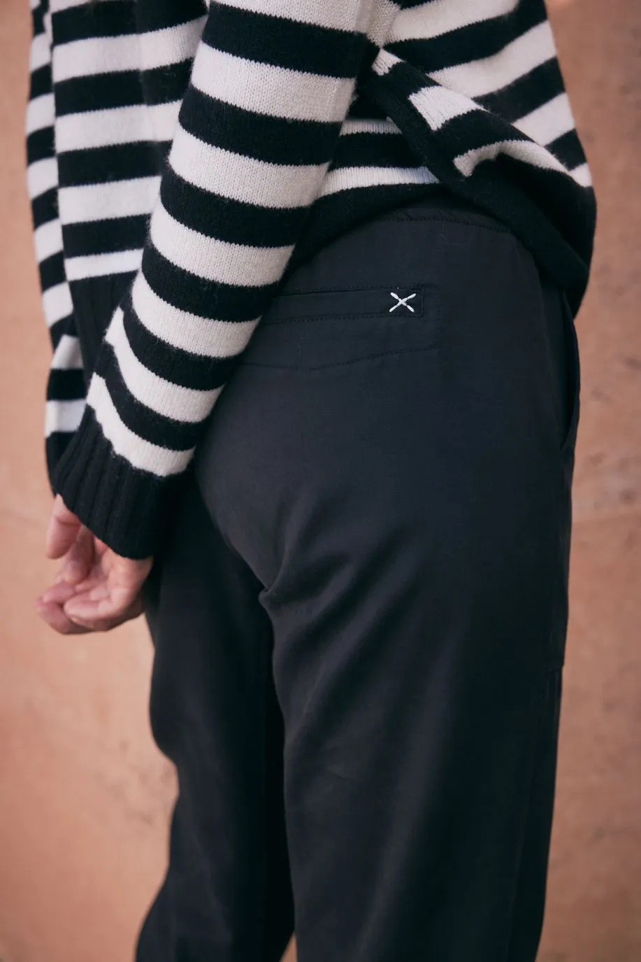 The Weekend Utility Pant - Black